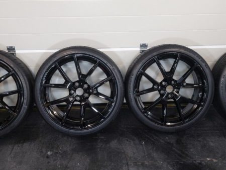 BMW 8 Ser. G14,G15,G16. OEM 728M Jet Black wheels Continental tyres